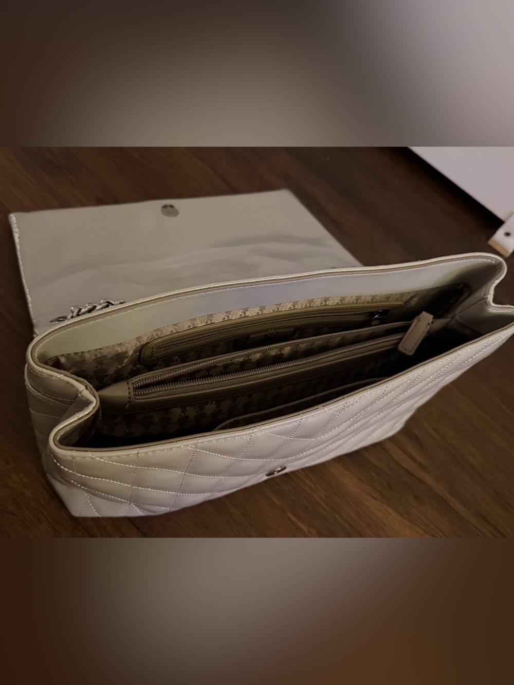 Karl Lagerfeld Gray patent leather - Picture 9 of 14